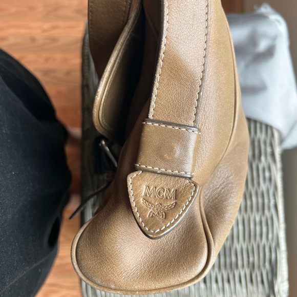 MCM Tan Messenger bag - Picture 9 of 9